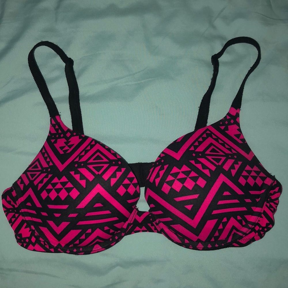 VS Pink bra!